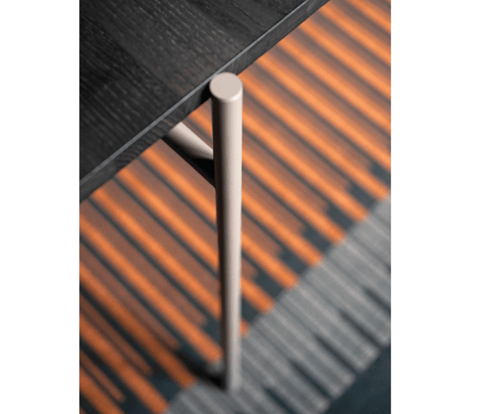Modern contract Desk Italian Rohe Desk