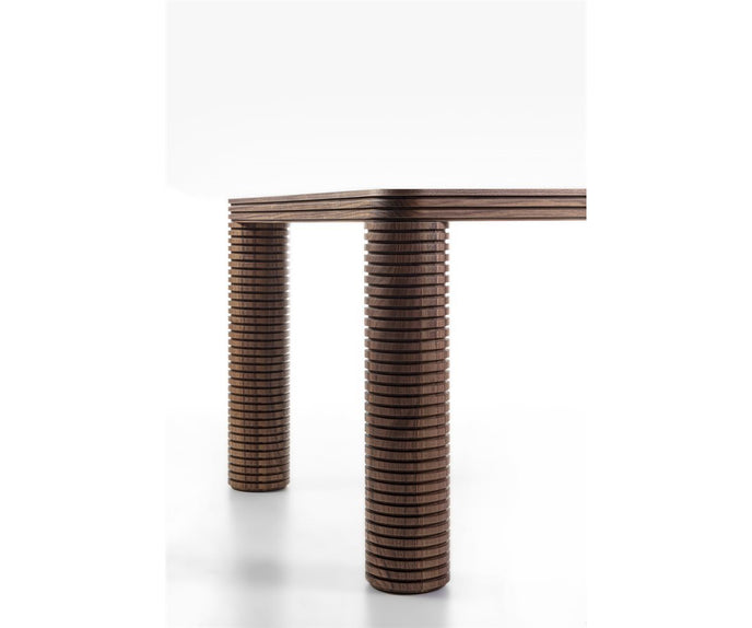 Sansiro Dining Table I Porada