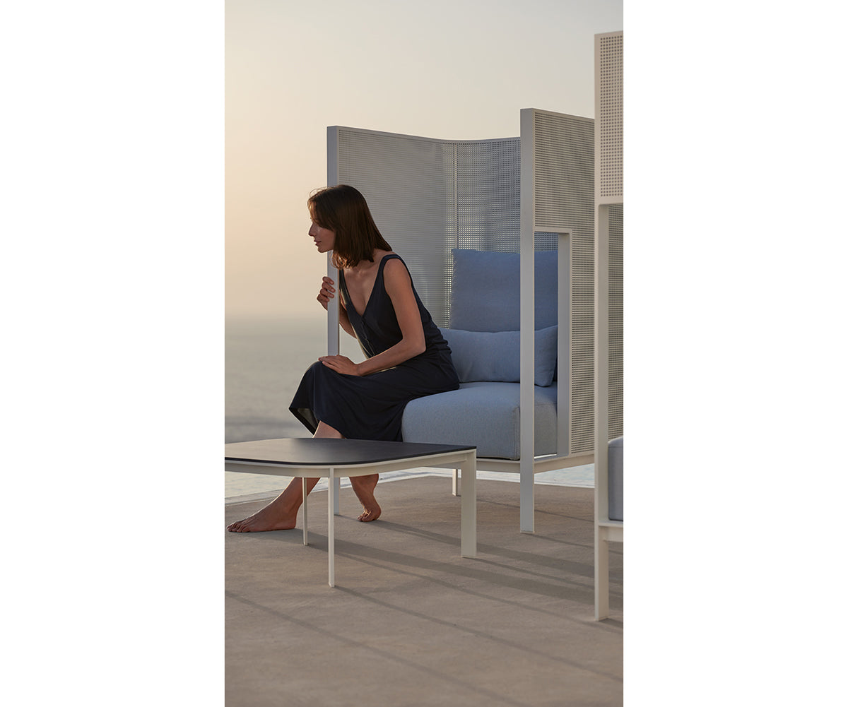 Solanas Cocoon Lounge Chair Gandia Blasco