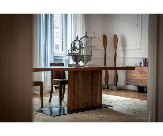 Liam Iron Dining Table Riva 1920