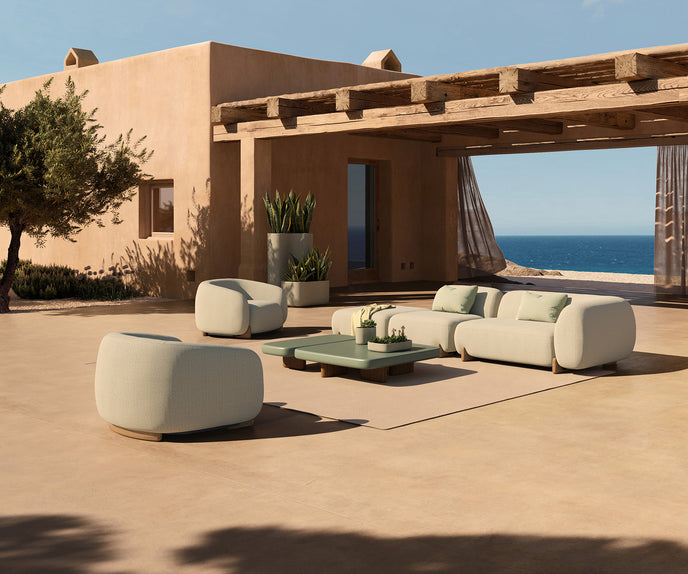Milos Upholstered Lounge Chair | Vondom