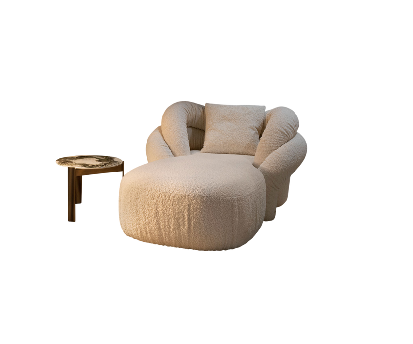 Abbraccio sculptural chaise longue by Rugiano | Casa Design Group