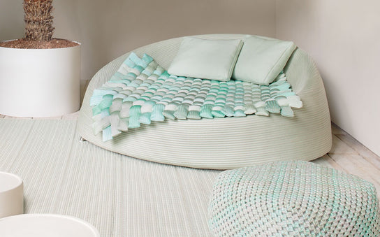 Afra Lounger
