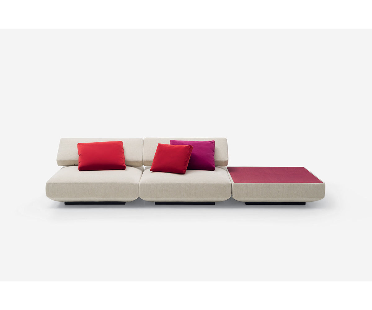 Contemporary Modula Agio Sofa by Paola Lenti Casa Design Group