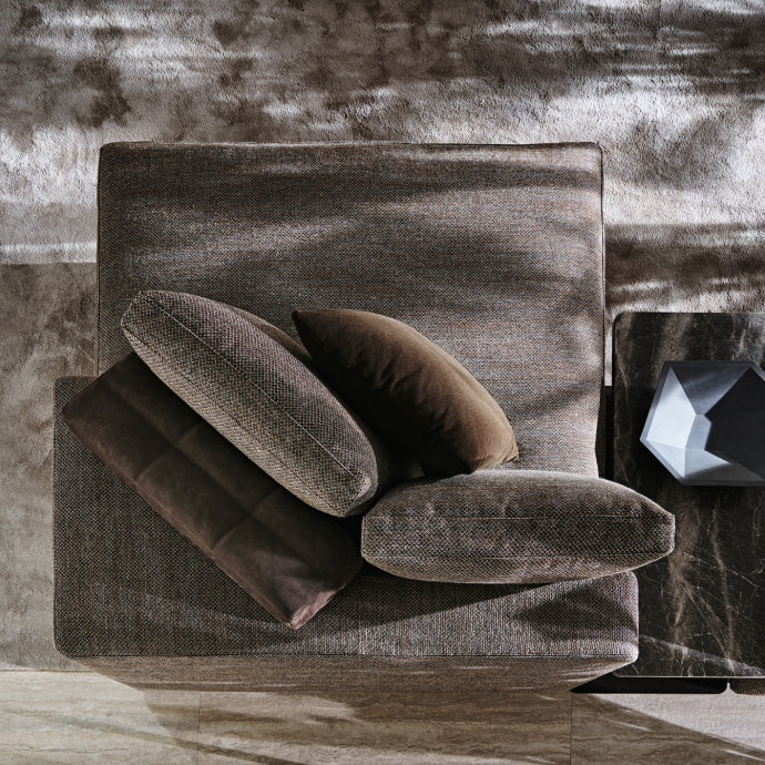 High End Albert Sofa by Molteni&C Casa Design Group