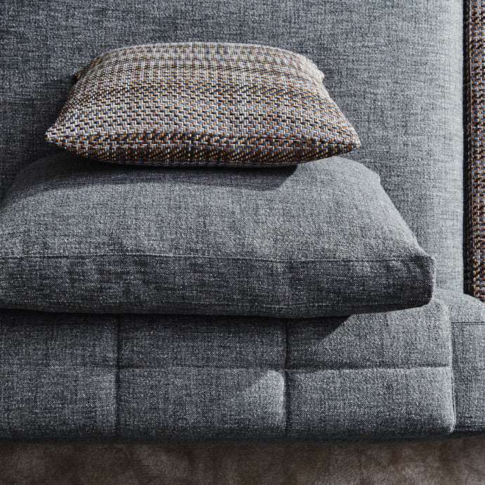 High End Albert Sofa by Molteni&C Casa Design Group