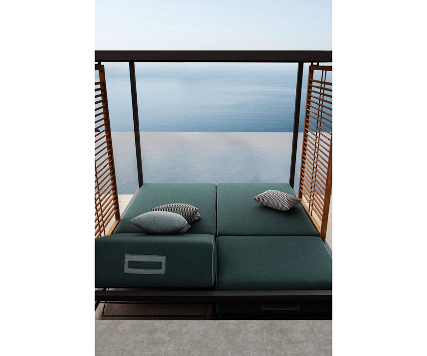 Modern Alcova Outdoor Daybed with Teak Panels Casa Design Group