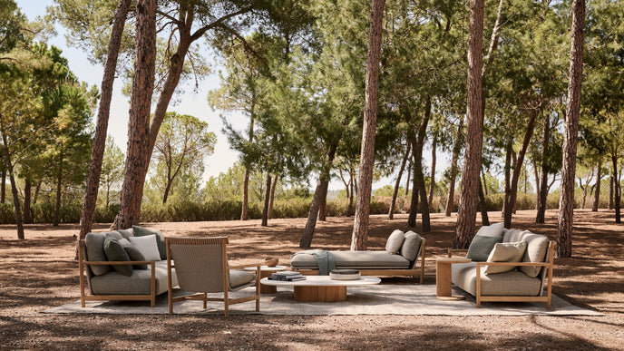 Amanu teak and woven daybed by Yabu Pushelberg for Tribù | Casa Design Group