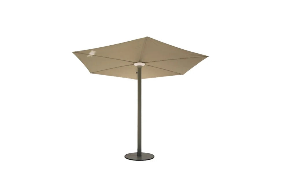High End Anamon Parasol by Royal Botania Casa Design Group