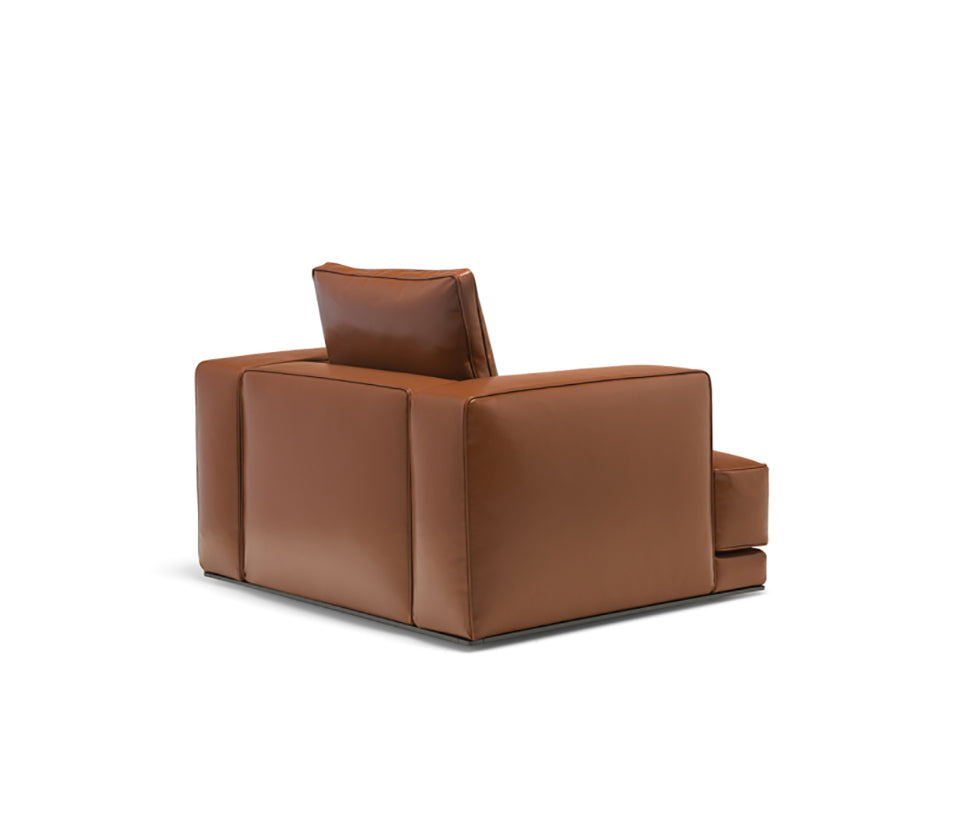 High End Augusto Lounge Armchair by Molteni&amp;C Casa Design Group