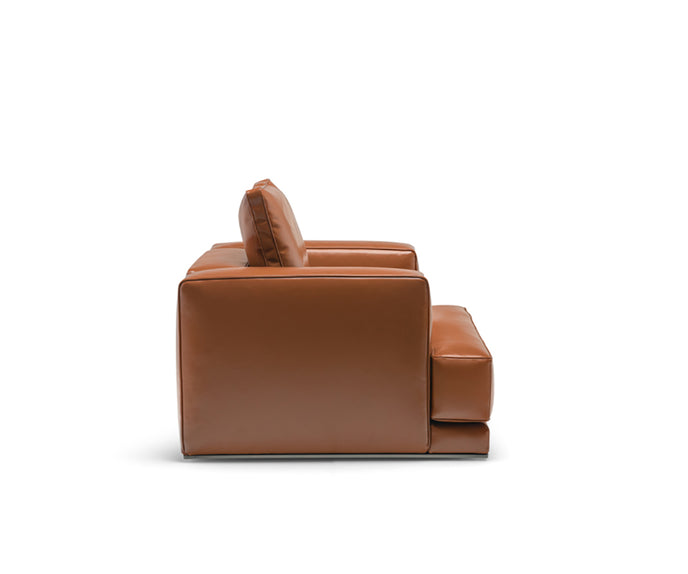 High End Augusto Lounge Armchair by Molteni&C Casa Design Group