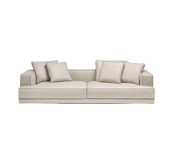 High End Augusto Sofa by Molteni&C Casa Design Group