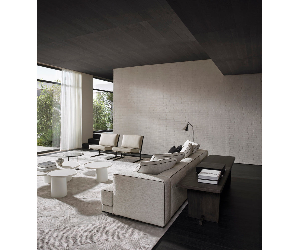 High End Augusto Sofa by Molteni&amp;C Casa Design Group