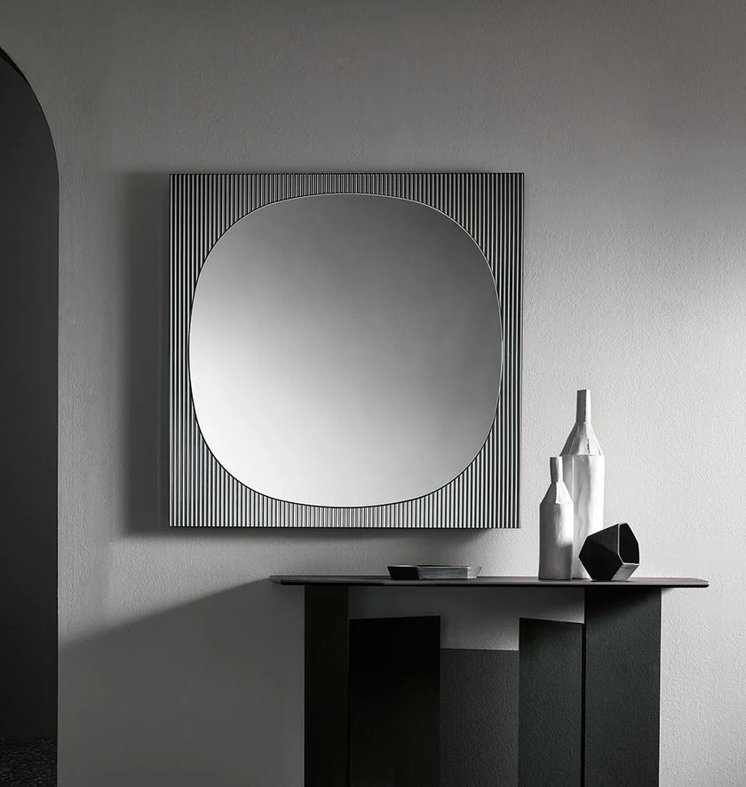 Bands Mirror by Angeletti Ruzza Design for Tonelli Design | Casa Design Group