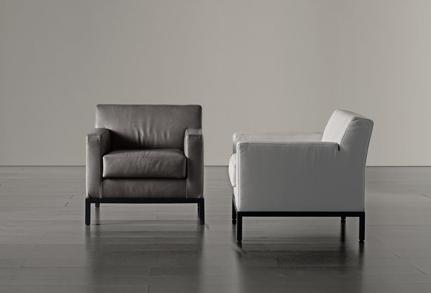 High End Berry Armchair Bed by Meridiani Casa Design Group