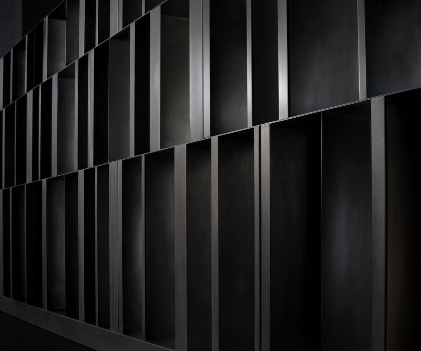 High End Bistrot Horizontal Bookshelf by Henge Casa Design Group