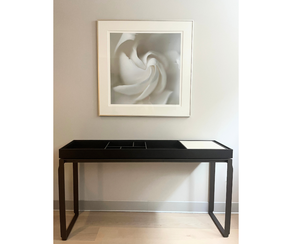 Floor Sample AEI Console Giorgetti 