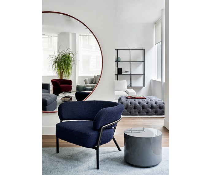 Bobo Coffee Table by Meridiani with a minimalist geometric design and lacquered finish.