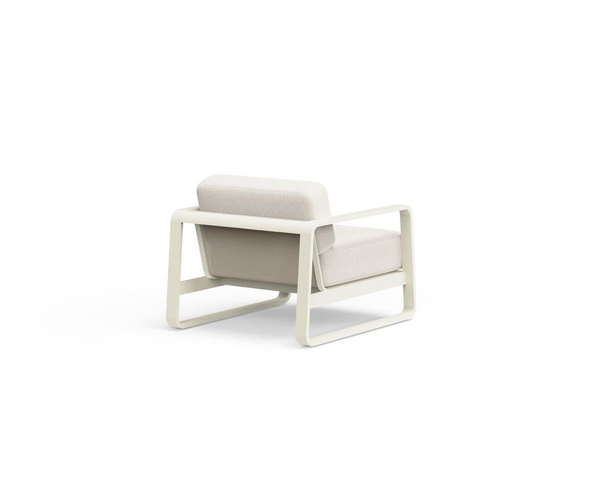 Comfortable Bond Lounge Chair by Danao | Casa Design Group