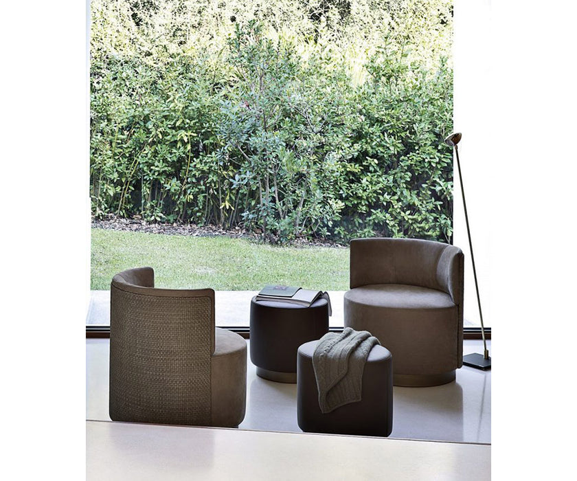 High End Clubby Lounge Chair by Frag Casa Design Group