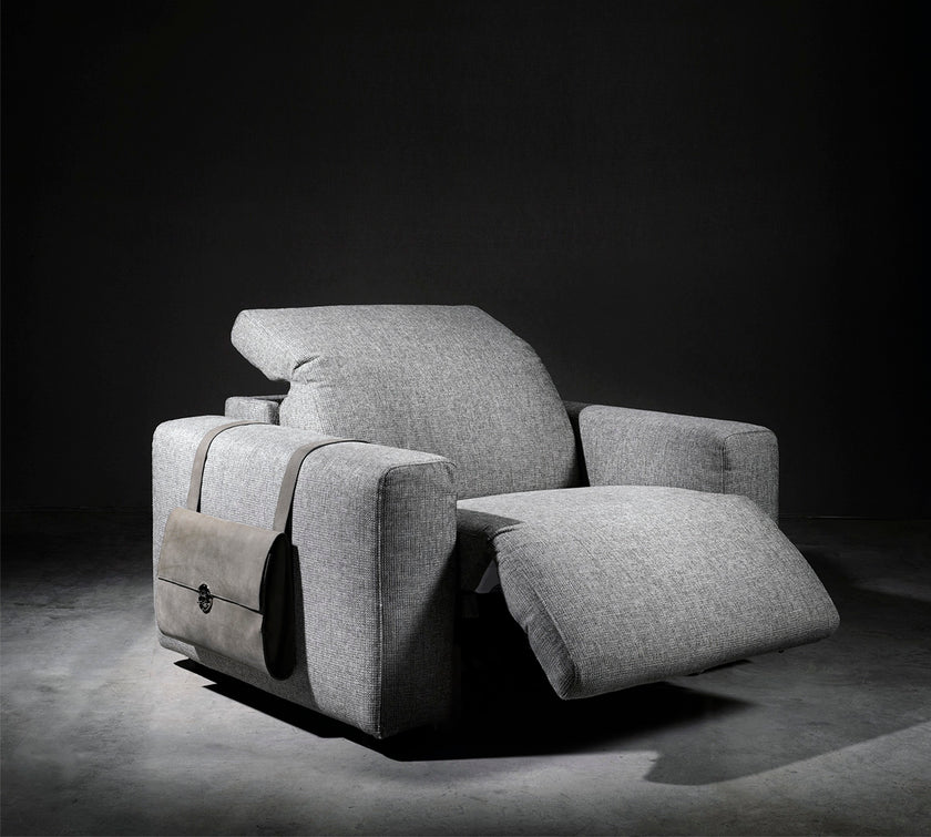 Cosmopol Relax Recliner Chair by Jacobo Ventura for Alexandra | Casa Design Group