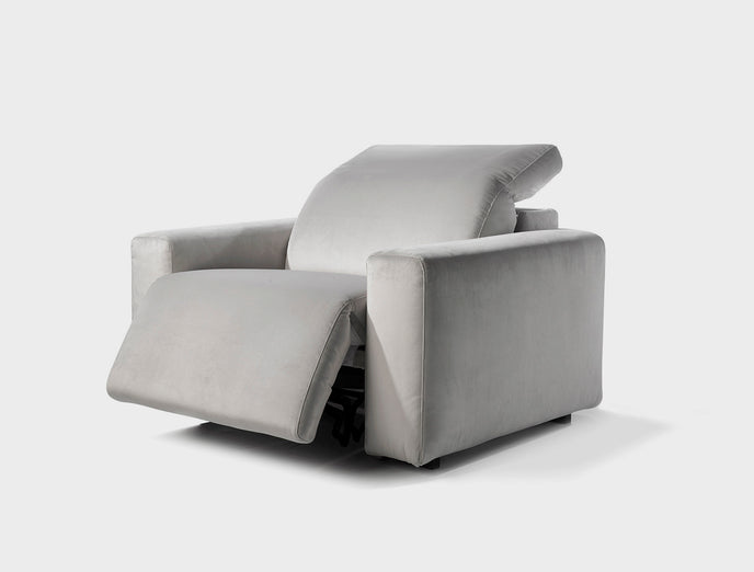 Cosmopol Relax Recliner Chair by Jacobo Ventura for Alexandra | Casa Design Group