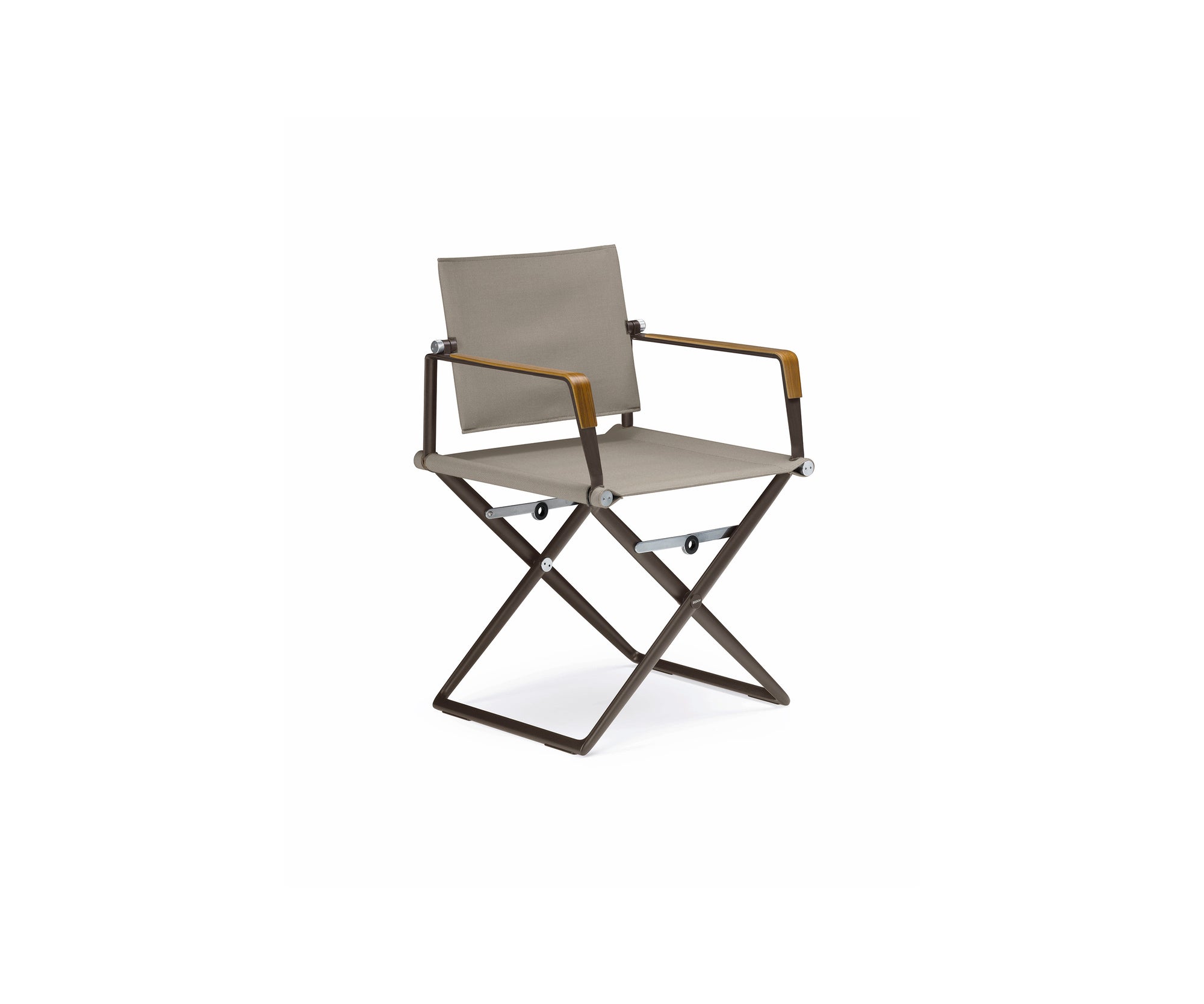 Folding outdoor armchair with marine plywood arms and powder-coated aluminum frame – Casa Design Group