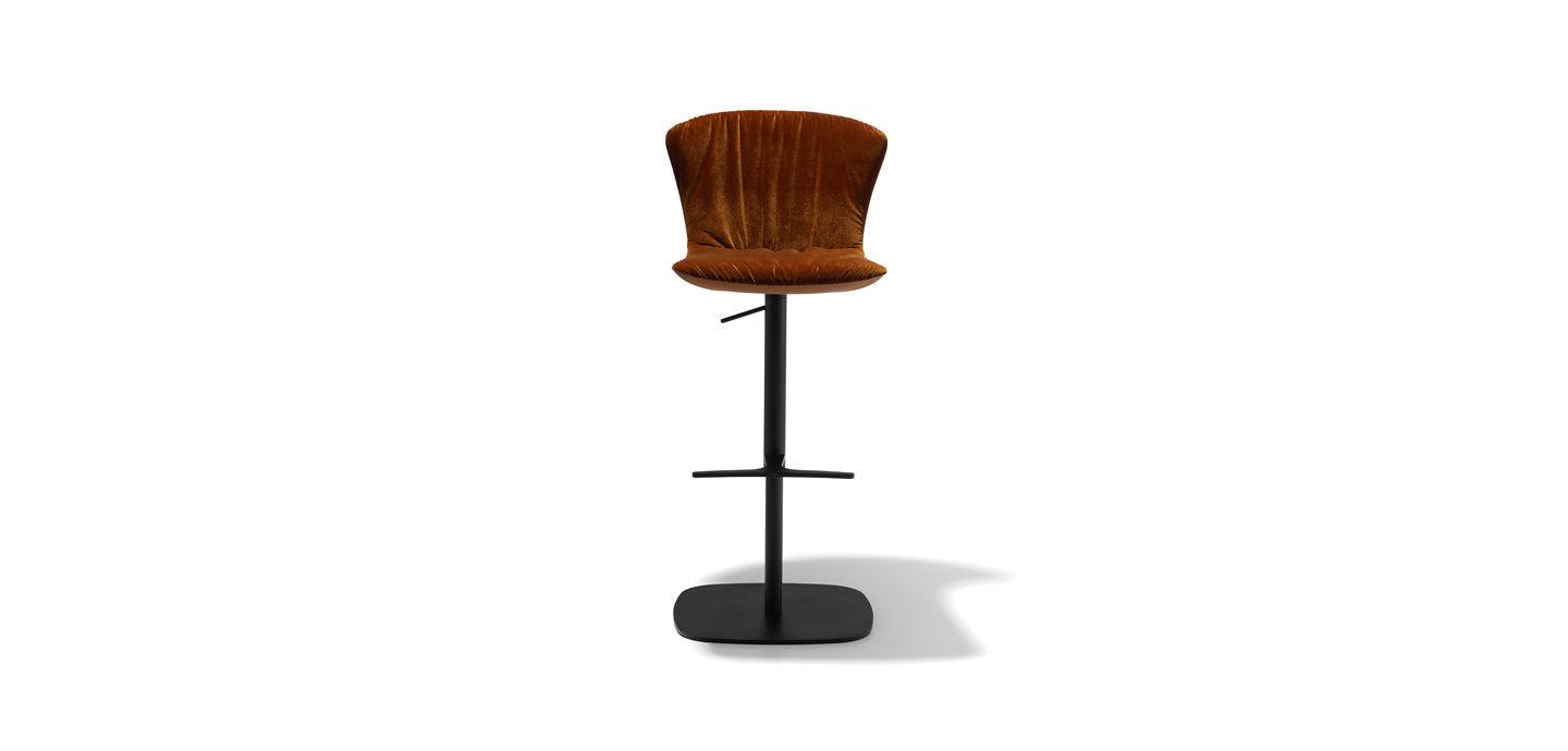 High End Dexter Bar Stool by Draenert Casa Design Group