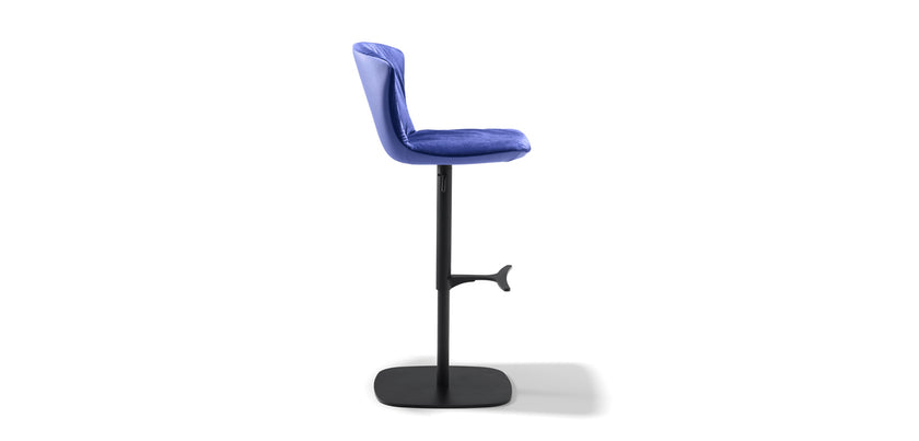 High End Dexter Bar Stool by Draenert Casa Design Group