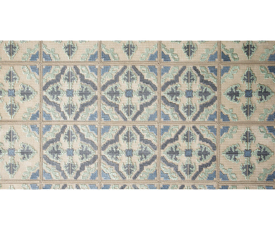 Elegant Donna Florio Outdoor Rug with handcrafted details by Paola Lenti | Casa Design Group