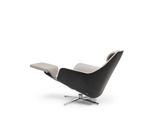 High End DS-277/11 Swivel Chair by De Sede, elegant Swiss design | Casa Design Group