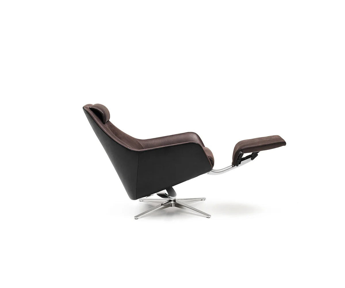 High End DS-277/11 Swivel Chair by De Sede, elegant Swiss design | Casa Design Group