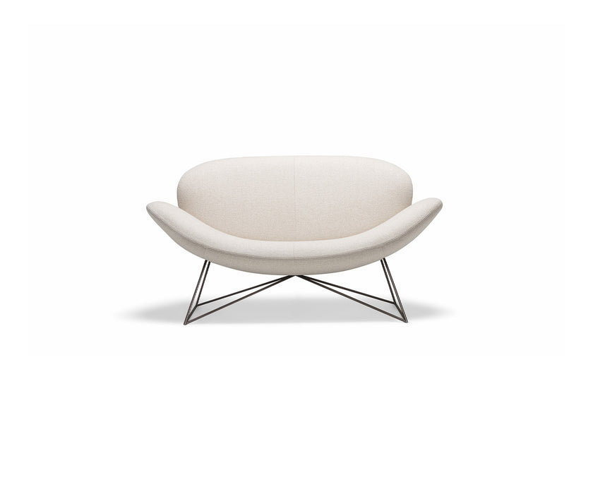 High End Due Foglie Loveseat by Molteni&C Casa Design Group