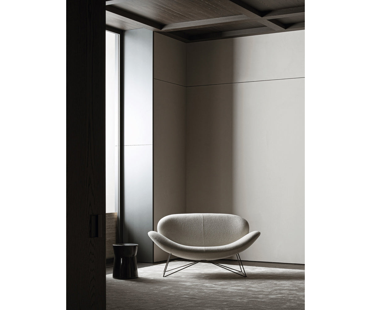 High End Due Foglie Loveseat by Molteni&amp;C Casa Design Group