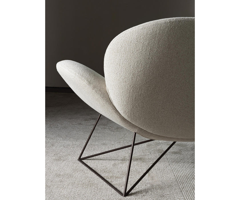 High End Due Foglie Loveseat by Molteni&C Casa Design Group