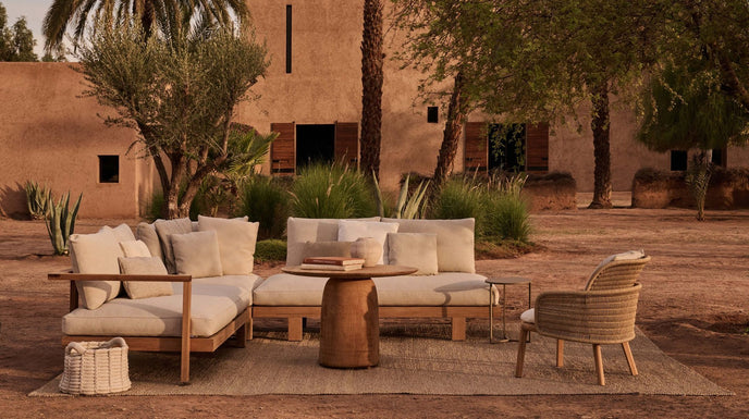 Dunes sculptural teak side table by Yabu Pushelberg for Tribù | Casa Design Group