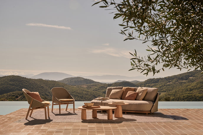 Dunes sculptural teak side table by Yabu Pushelberg for Tribù | Casa Design Group
