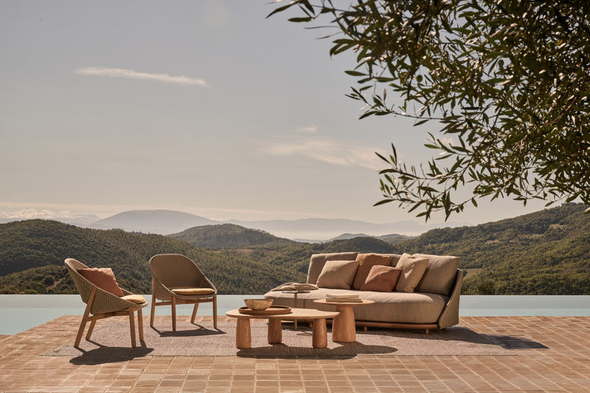 Dunes sculptural teak side table by Yabu Pushelberg for Tribù | Casa Design Group