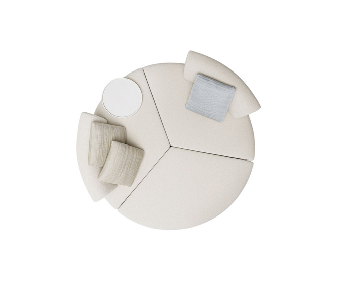 Elianto Outdoor Daybed by Paola Lenti with Swivel Backrests | Casa Design Group