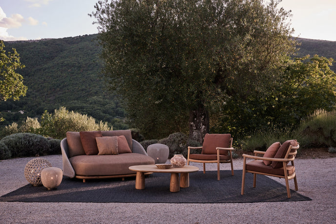 Elio 2-Seat outdoor sofa by Yabu Pushelberg for Tribù | Casa Design Group