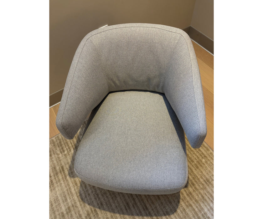 High-End Camerich Embrace Lounge Chair Contemporary Interior Casa Design Group