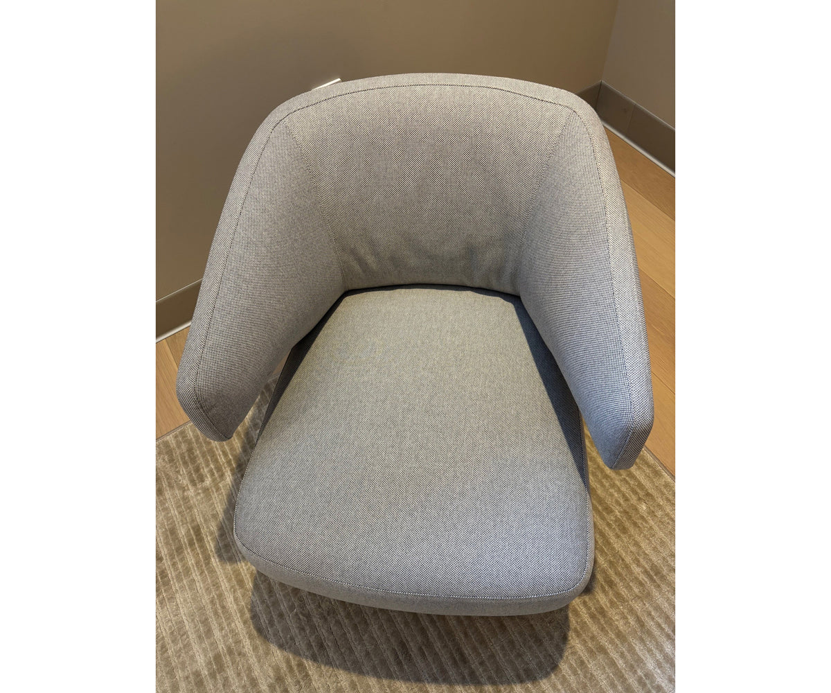 High-End Camerich Embrace Lounge Chair Contemporary Interior Casa Design Group