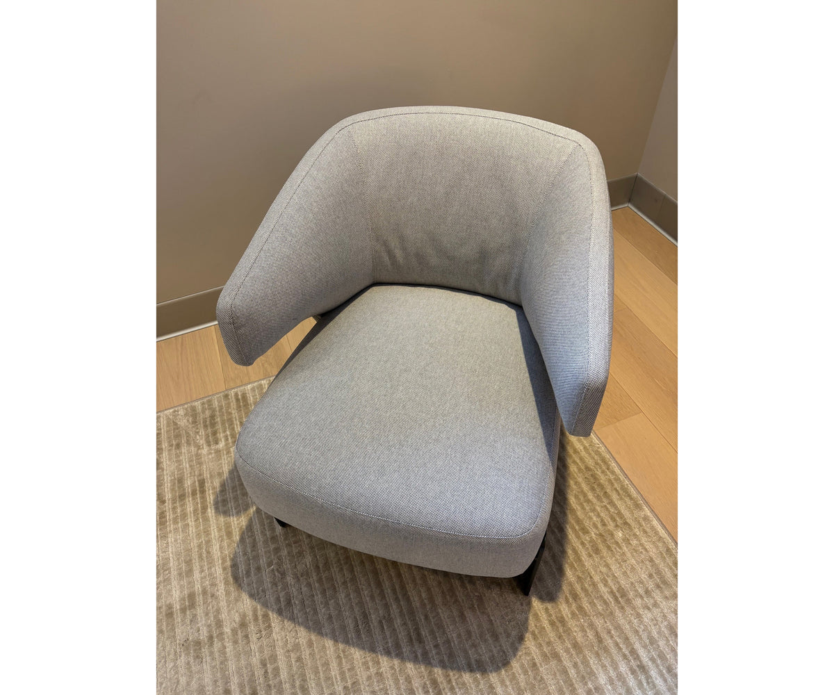 High-End Camerich Embrace Lounge Chair Contemporary Interior Casa Design Group
