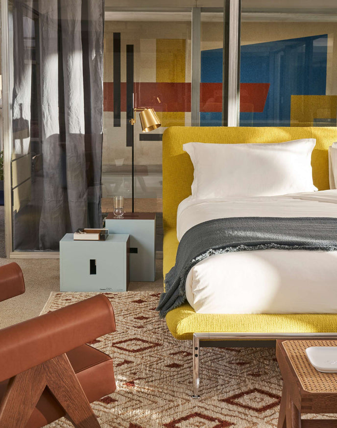 Esosoft Bed by Antonio Citterio for Cassina | Casa Design Group