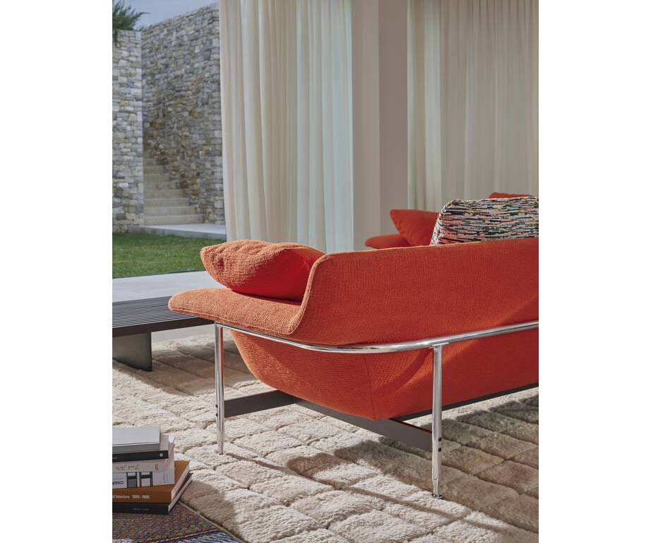 Esosoft sectional sofa by Cassina with modular design, aluminum frame and upholstered cushions – Casa Design Group