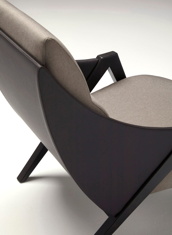 Falcon Lounge Chair by Jacobo Ventura for Alexandra | Casa Design Group