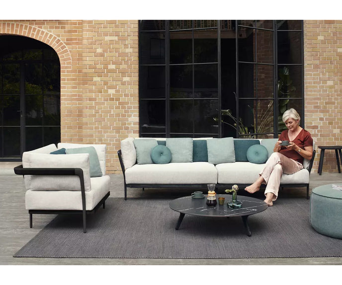 Flows 2 Seater Sofa Manutti