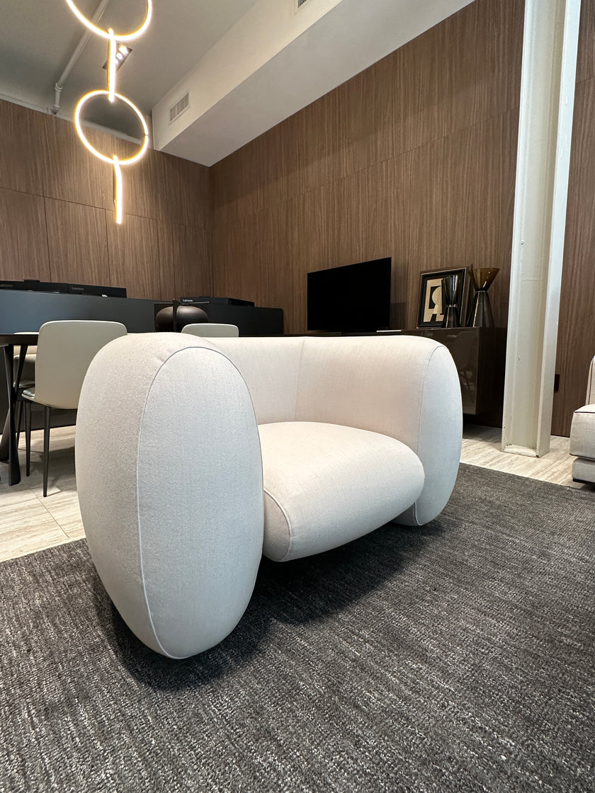 High End Floor Sample Cinnamon Lounge Chair by Molteni&C Casa Design Group