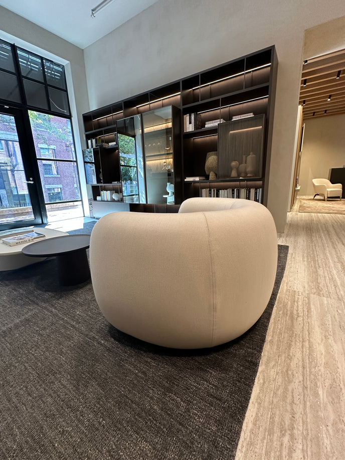 High End Floor Sample Cinnamon Lounge Chair by Molteni&C Casa Design Group