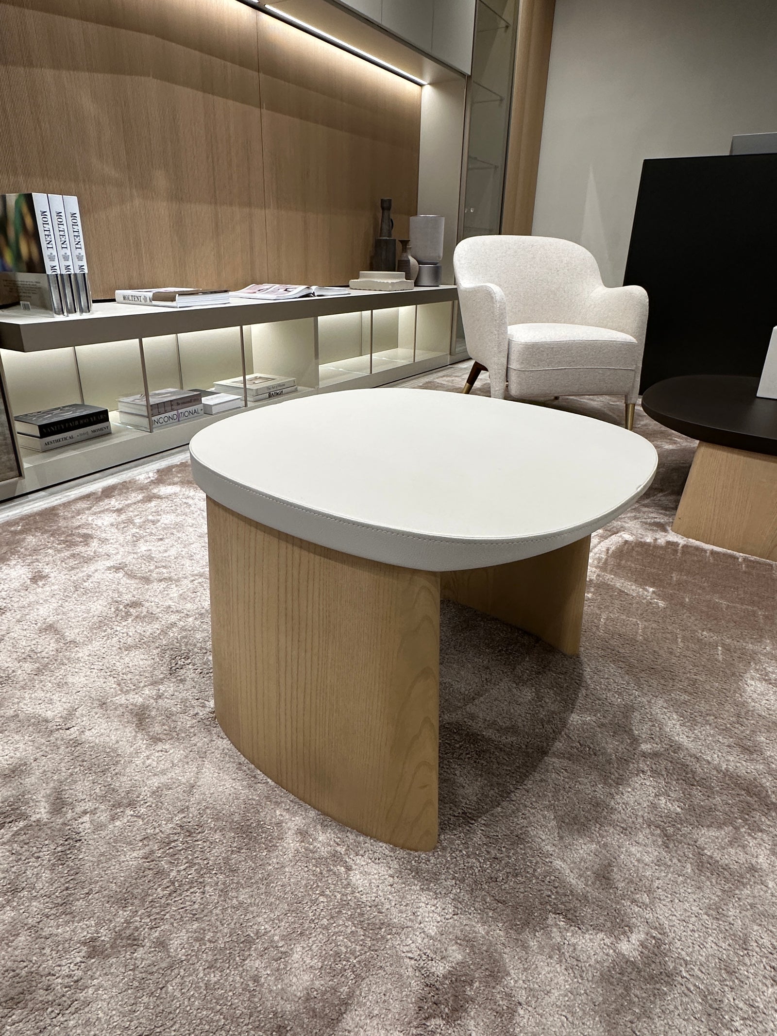 High End Floor Sample Cleo Coffee Table by Molteni&C Casa Design Group